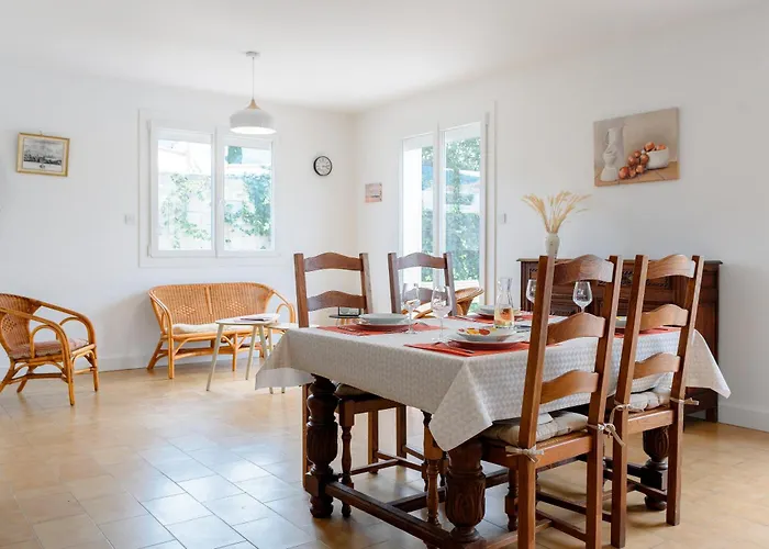 Des Barnedes Saint-Génis